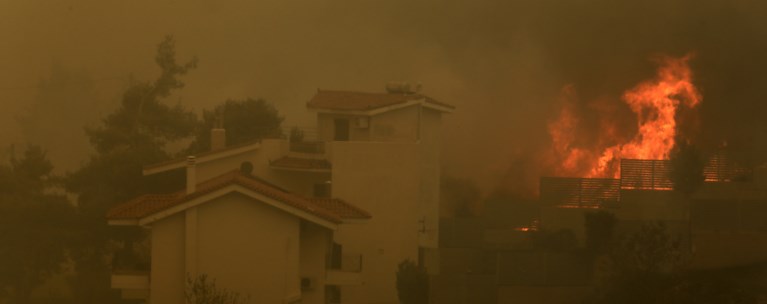Φωτιά στην Πεντέλη