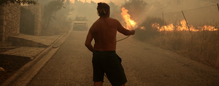 Φωτιά στην Πεντέλη