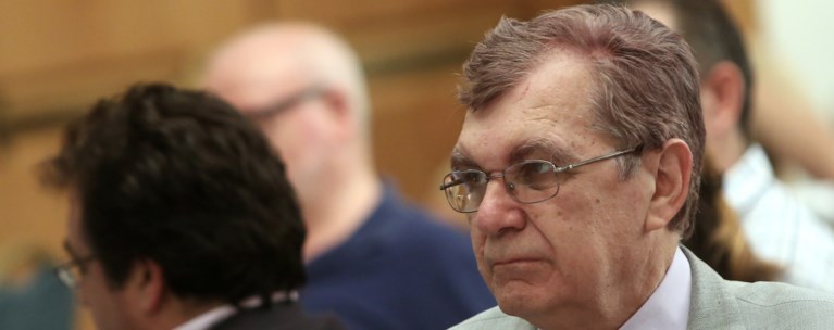 κρεμαστινός
