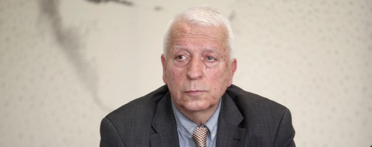 μουτζουρης