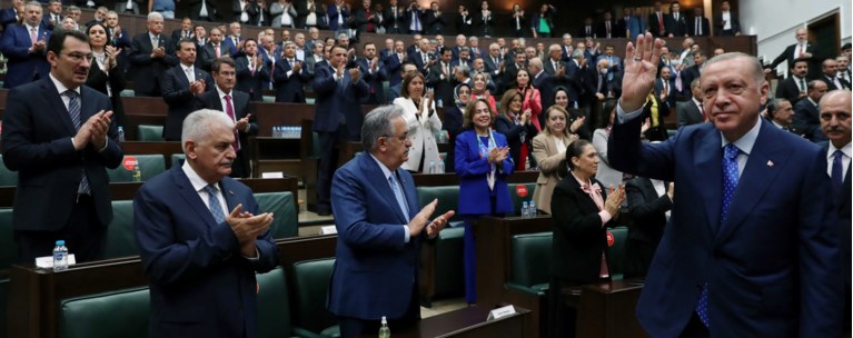 Ερντογάν με βουλευτές