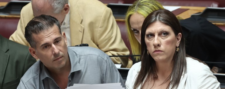 Ζωή Κωνσταντοπούλου στη βουλή