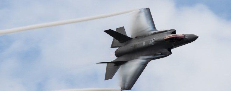 f35