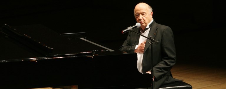 ΜΙΜΗΣ ΠΛΕΣΣΑΣ ΠΙΑΝΟ
