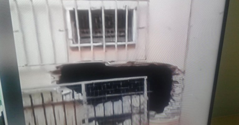 Σχολείο Διάρρρηξη Γκράβα