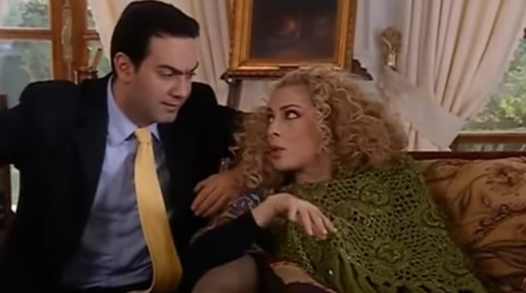 Στο Παρά Πέντε