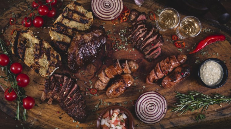 τσικνοπεμπτη