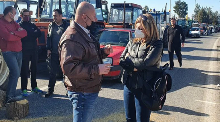 Η Λιακούλη στο μπλόκο των αγροτών
