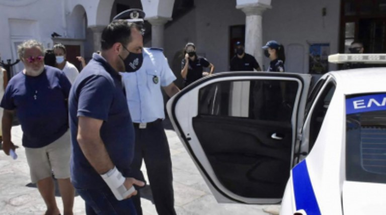 Σύλληψη δημάρχου Μυκόνου