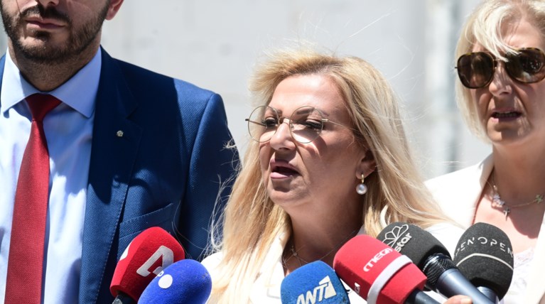 Χήρα Γιώργου Καραϊβάζ