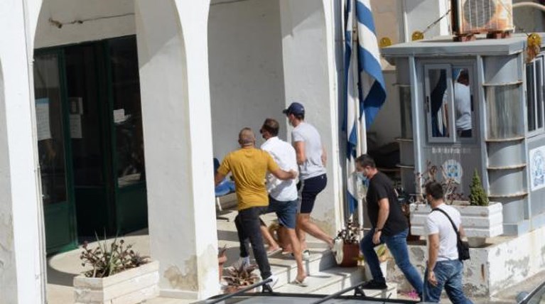 Σύρος Χάρι Μαγκουάιρ