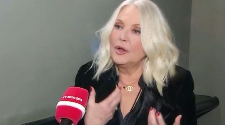 Ρούλα Κορομηλά