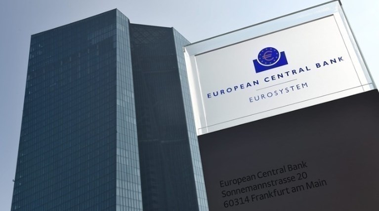 EKT