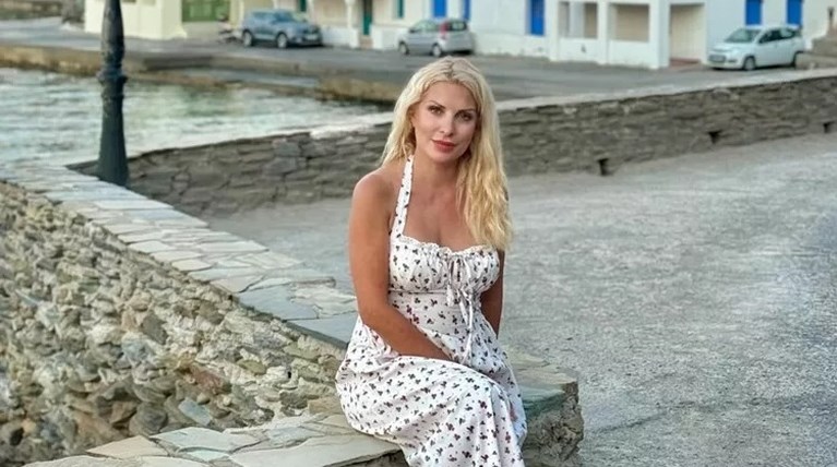 μενεγακη