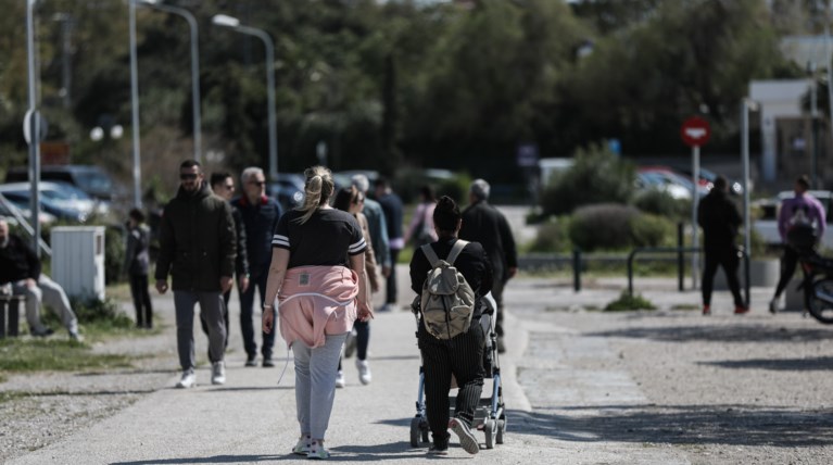 Περίπατος Γυναίκες Καρότσι