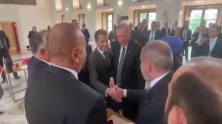 μακρον ερντογαν