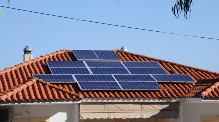 Φωτοβολταικα σε ταράτσα