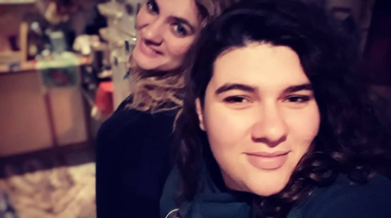 Δήμητρα και ρούλα Πισπιρίγκου