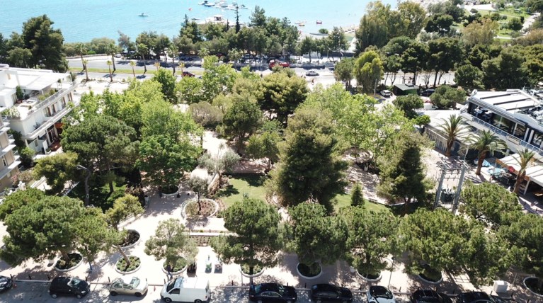 Πλατεία Βουλιαγμένη