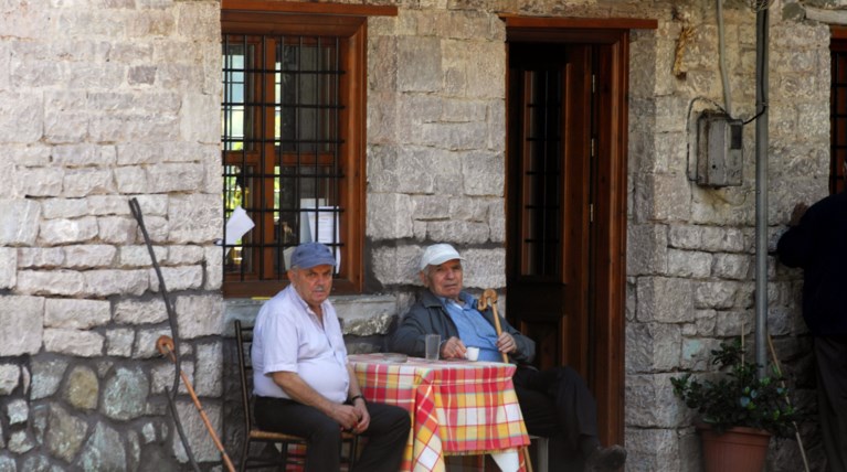 συνταξεις