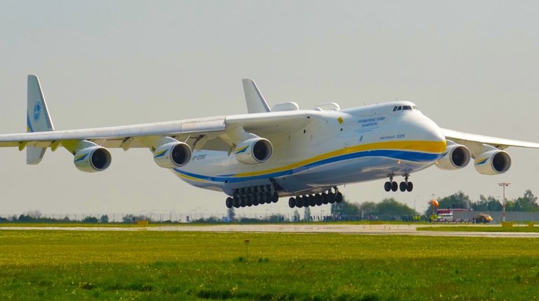 Antonov AN-225 Mriya