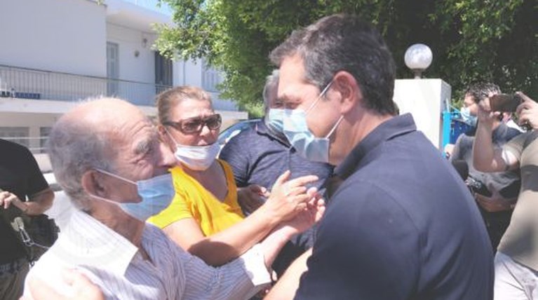 Στην Ιεράπετρα  και το νοσοκομείο του νησιού βρέθηκε ο πρόεδρος του ΣΥΡΙΖΑ-ΠΣ, Αλέξης Τσίπρας