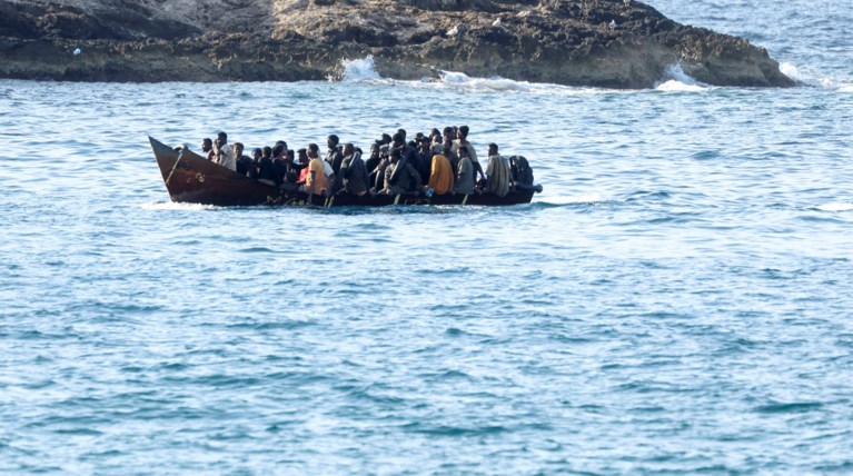 ΛΑΜΠΕΝΤΟΥΖΑ