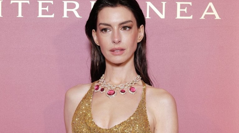 anne hathaway
