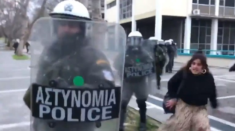 φοιτήτρια
