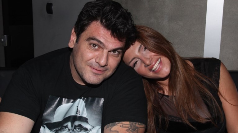 Έλενα Παπαρίζου