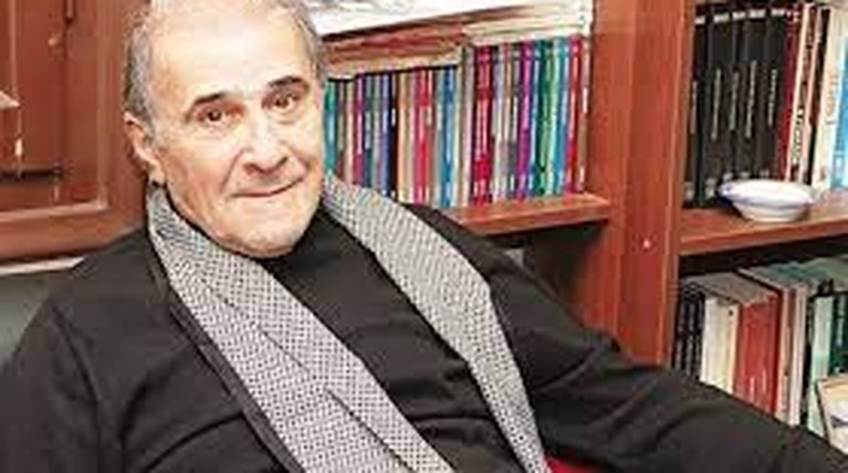 ΜΑΛΟΥΧΟΣ