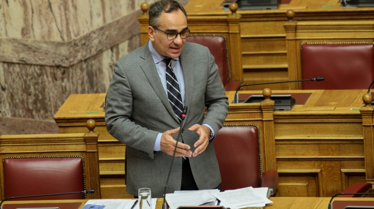Βασίλης Κοντοζαμάνης