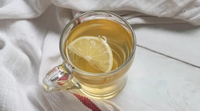 τσαι με λεμονι
