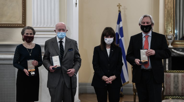 Σακελλαροπούλου Παρασημοφόρηση