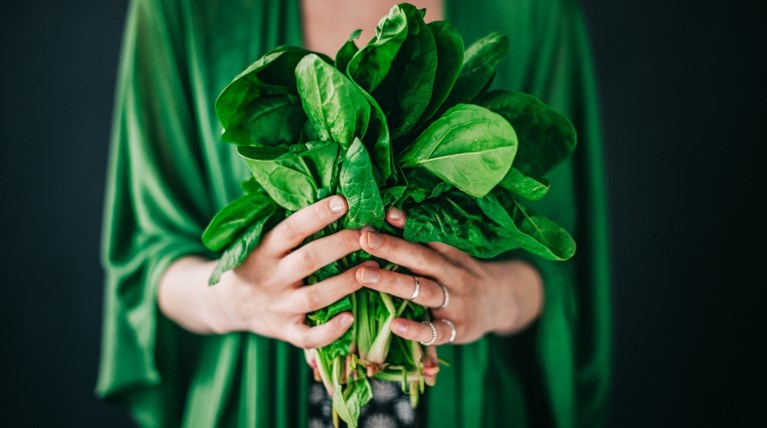 spinach food woman