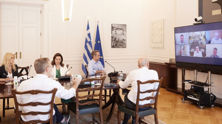 Μαξίμου Μητσοτάκης σύσκεψη για Ρόδο