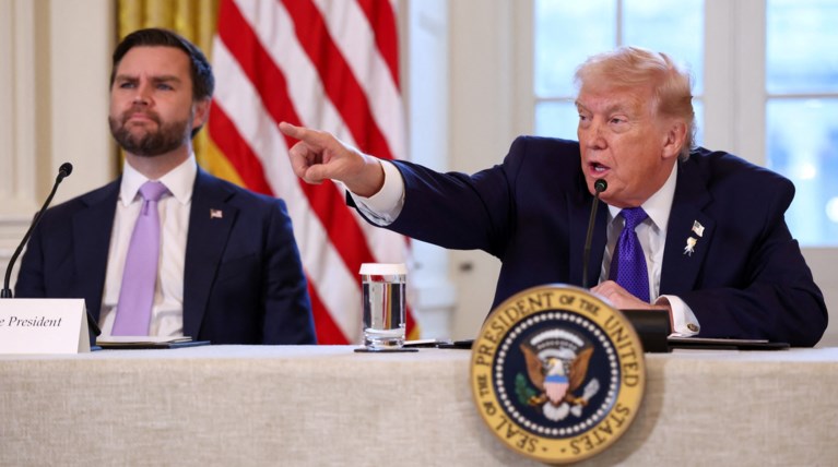 ΝΤΟΝΑΛΝΤ ΤΡΑΜΠ ΓΡΟΙΛΑΝΔΙΑ