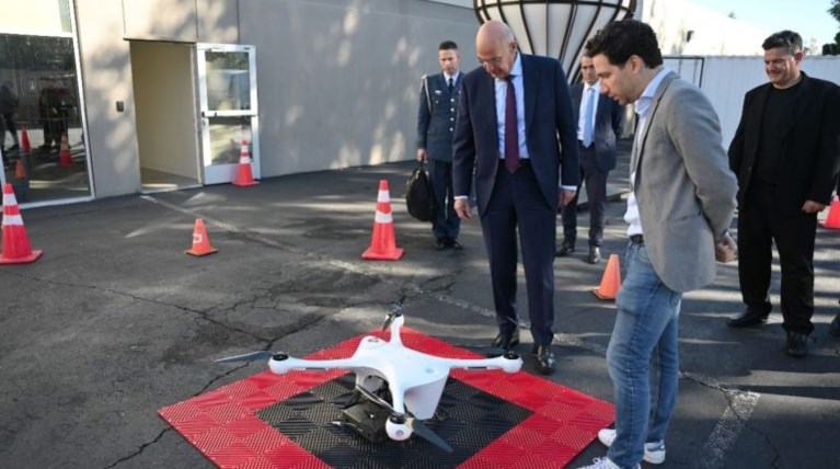 Δένδιας Καλιφορνια4