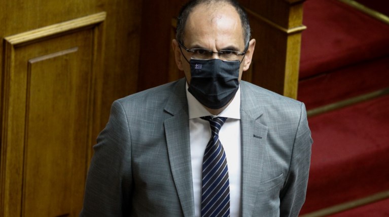 Γιώργος Γεραπετρίτης Μάσκα Βουλή