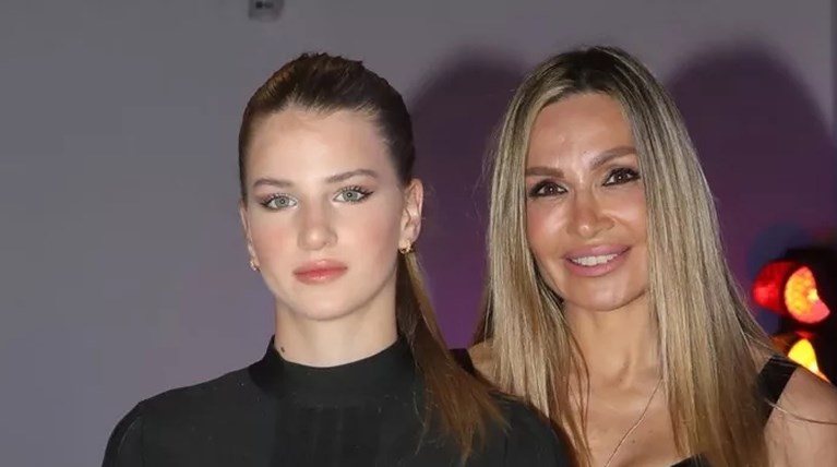 πετρουλακη