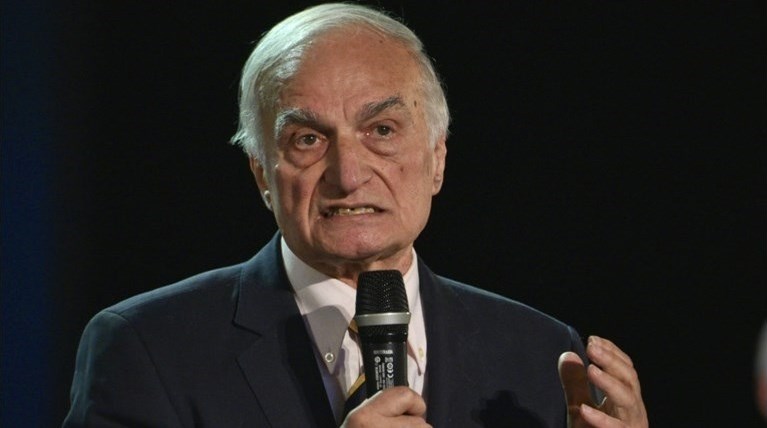 ΜΑΝΩΛΗΣ ΜΑΥΡΟΜΑΤΗΣ