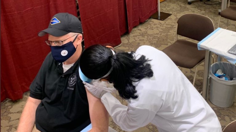 εμβολιασμός υπουργού ηπα