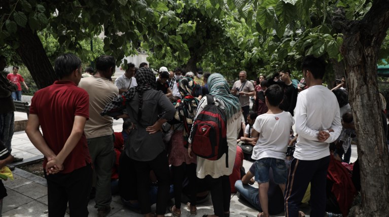 πρόσφυγες στην πλατεία Βικτωρίας