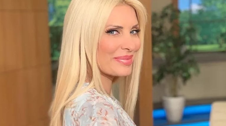μενεγακη