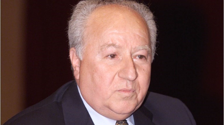 ΠΑΠΑΖΑΧΟΣ