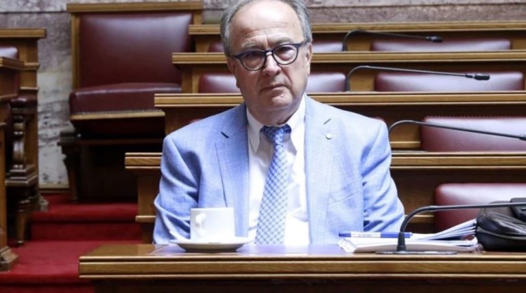 ΓΙΩΡΓΟΣ ΑΠΟΣΤΟΛΑΚΗΣ