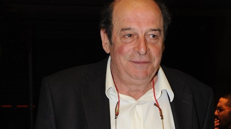 μανουσακης