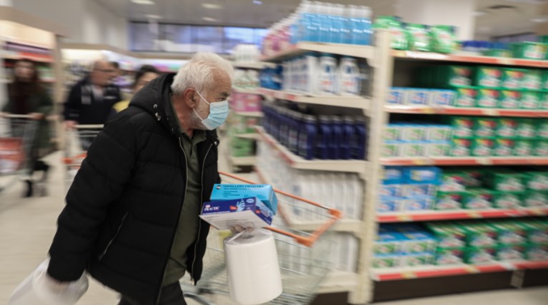 Ηλικιωμένος Μάσκα Σούπερ Μάρκετ