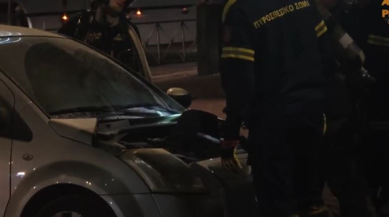 Φωτια αυττοκίνητο