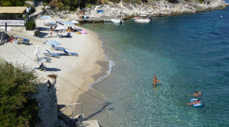 Παραλία Μπάνιο Λουόμενοι Κέρκυρα